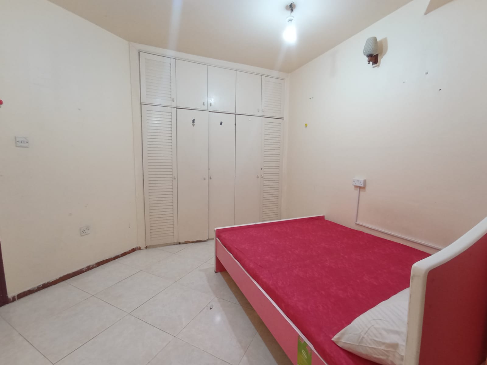 single-room-rent-in-very-close-to-bur-dubai-metro-stations-dubai